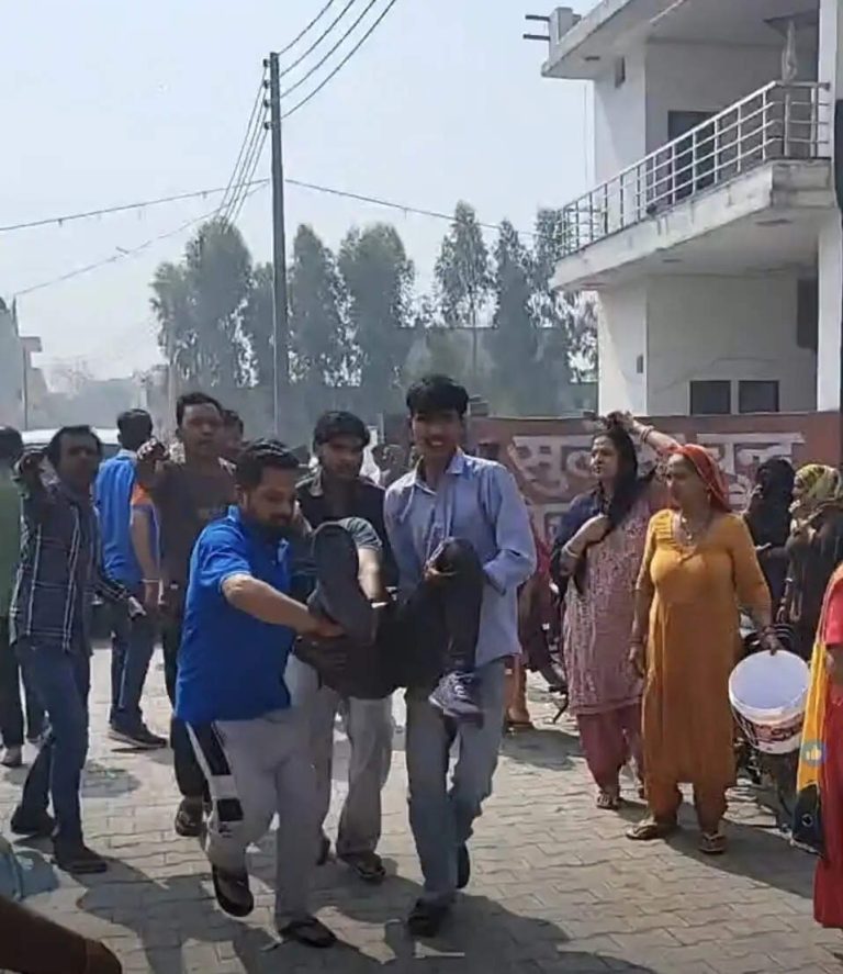 होली के रंग बनाने वाली फैक्टरी में भीषण आग: पांच महिलाओं की मौत, गंभीर घायलों को पानीपत किया रेफर