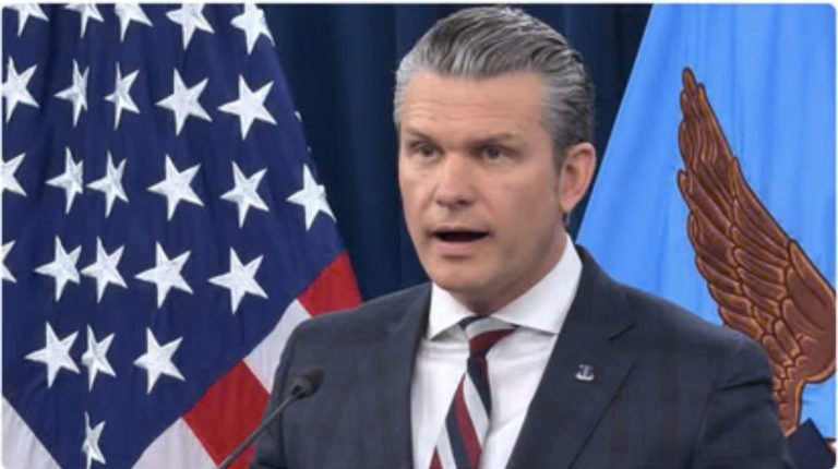 ईरान के लिए आज कयामत की रात, अमेरिका के रक्षा मंत्री की चेतावनी- आसमान से होगी बारूद की बारिश