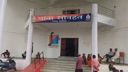 छत्तीसगढ़: छात्रावास में आत्महत्या से पहले पिता से कहा था – ‘घर ले चलो’, सुबह आई बेटे की मौत की खबर