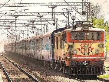 इतवारी- कोरबा के बीच 23 से 28 मार्च तक चलेगी नवरात्रि स्पेशल ट्रेन, 63 स्टेशनों पर रुकेगी