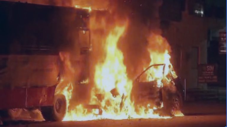 आंध्र प्रदेश में बड़ी दुर्घटना, लॉरी से टकराई बस; हादसे में 13 लोगों की मौत, कई जिंदा जले