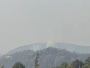 छत्तीसगढ़: एयर एम्बुलेंस के क्रैश होने की खबर, पहाड़ से आग की लपटें उठ रही; रेस्क्यू के लिए टीम रवाना