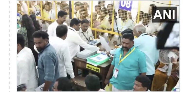 रुझानों में तमिलनाडु में उलटफेर, TVK नंबर वन पार्टी, केरल में कांग्रेस, असम में BJP की सरकार