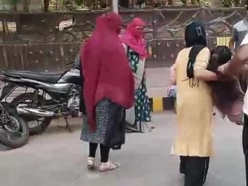 कोरबा: तेज रफ्तार कार का कहर, एक्टिवा सवार युवतियों को मारी टक्कर, भागते समय बाइक सवार को भी रौंदा