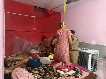 छत्तीसगढ़: मकान में 4 लोगों की लाश मिली, बिस्तर पर मिले दो बच्चों के शव; फंदे पर लटकी हुई थी दंपती की लाश