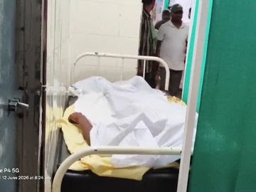 छत्तीसगढ़: पेड़ पर गिरी बिजली, नीचे खड़े उप-सरपंच समेत 3 की मौत; अन्य 5 लोग झुलसे