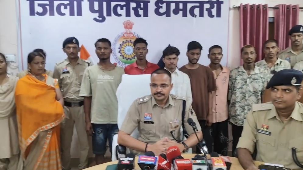 छत्तीसगढ़: ‘टैटू गैंग’ पकड़ाया; आभूषण समेत 24 लाख का माल जब्त