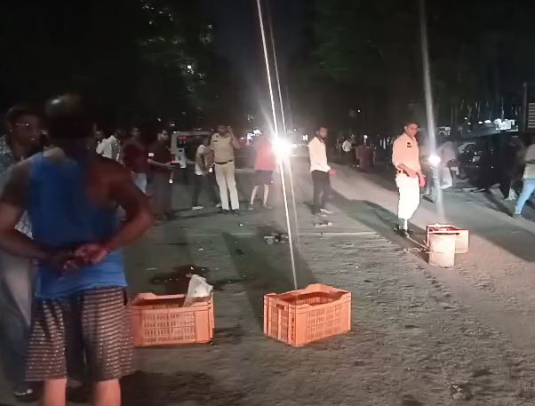 कोरबा: ठेले से टकराकर मौके पर ही हुई तेज रफ्तार बाइक सवार की मौत