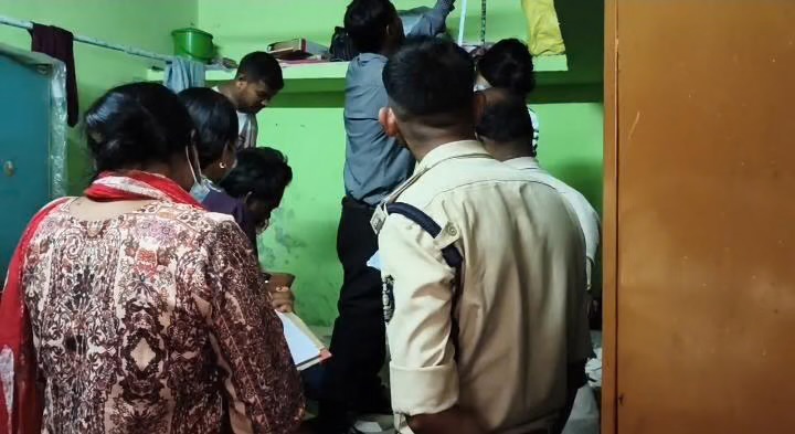कोरबा: पूर्व पार्षद की बेटी ने लगाई फांसी, 12वीं के रिजल्ट से थी परेशान; जांच में जुटी पुलिस