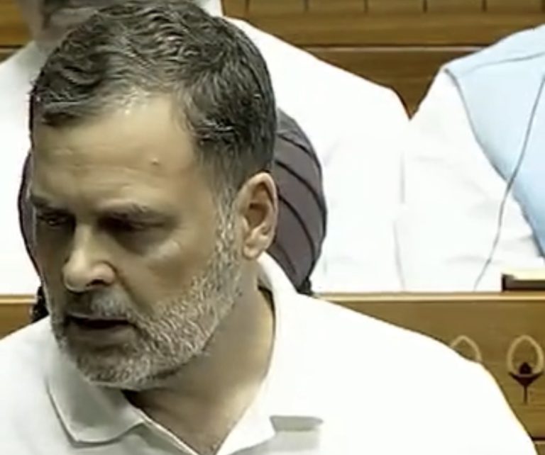 राहुल के भाषण के दौरान लोकसभा में जमकर हंगामा; कार्यवाही 2:30 बजे तक स्थगित