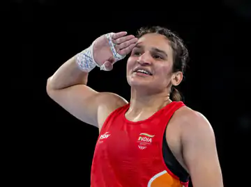 कॉमनवेल्थ गेम्स-भारत ने बॉक्सिंग में पहली बार 5 गोल्ड जीते, प्रीति, जैस्मिन, साक्षी, प्रिया और अरुंधति चैंपियन बनीं; अब तक 34 मेडल