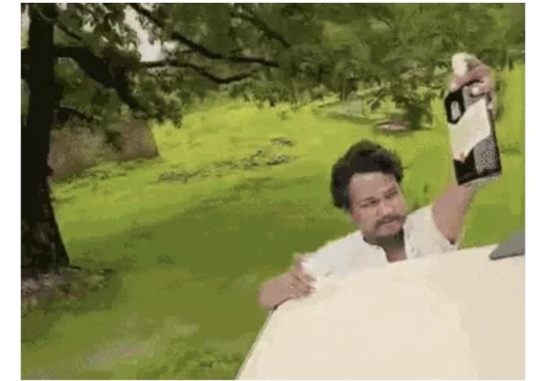 कोरबा: रील और व्यूज के लिए बोलेरो से खतरनाक स्टंट, कार सवार युवकों ने हाथ में शराब की बोतल लेकर घुमाई कार; पुलिस ने पकड़ा