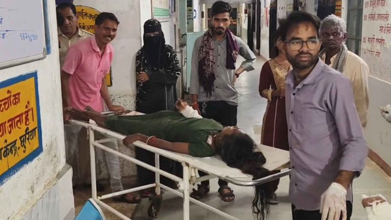 छत्तीसगढ़: स्कॉर्पियो और मोटरसाइकिल के बीच हुई सीधी भिड़ंत, 4 लोगों की मौत