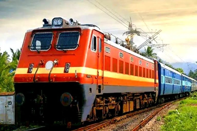 छत्तीसगढ़: पुरी-भुवनेश्वर जाने वाली 10 ट्रेनों  की टाइमिंग बदली, उत्कल समेत 9 ट्रेनें पुरी अब नए समय पर पहुंचेंगी, एक भुवनेश्वर जाएगी