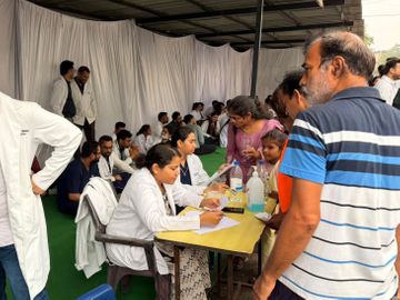 छत्तीसगढ़ में जूनियर डॉक्टरों की 4 दिन से चल रही हड़ताल खत्म; स्वास्थ्य मंत्री ने दिया आश्वासन
