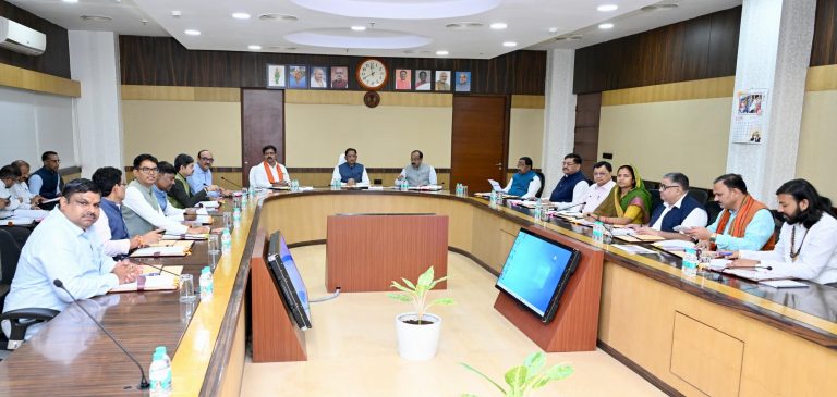 छत्तीसगढ़: निर्यात प्रोत्साहन नीति 2026-30 को कैबिनेट ने दी मंजूरी, NSTI के लिए नवा रायपुर में 10 एकड़ जमीन आवंटित