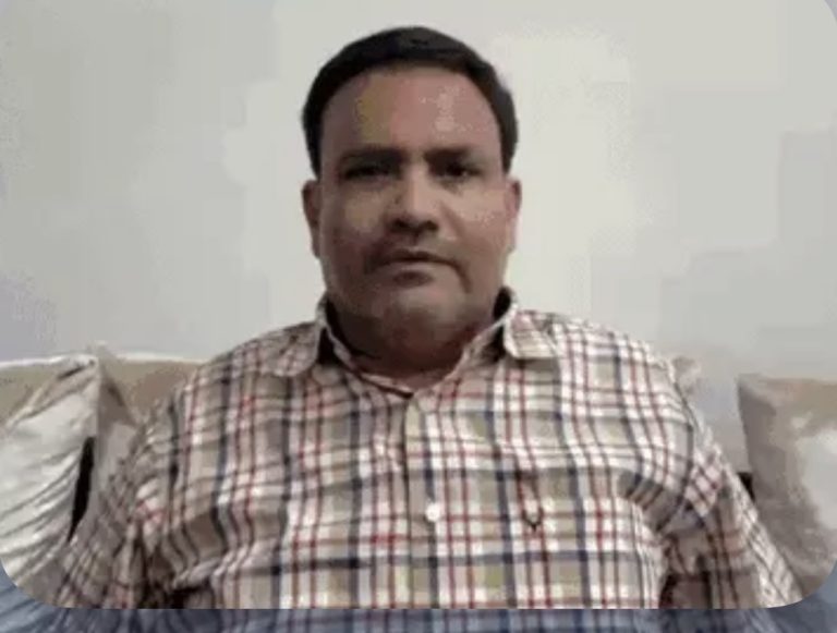 छत्तीसगढ़: मुस्लिम युवक गरबा में शामिल हों तो मूर्ति पूजा करें, तिलक लगाएं और कलावा बांधें- डॉ. सलीम राज