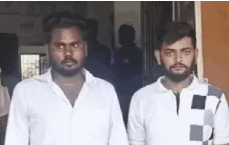 कोरबा: किन्नरों और पिता-पुत्र में मारपीट- चाकूबाजी मामले में 2 गिरफ्तार; घटना में प्रयुक्त चाकू जब्त