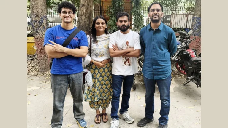 सुप्रीम कोर्ट बोला- शांतिपूर्ण प्रदर्शन पर न लें हिरासत में, दिल्ली में मेट्रो-इंटरनेट सर्विस बहाल करने का आदेश; दीपके, सौरव और आशुतोष 23 घंटे बाद रिहा