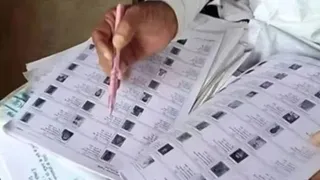 एमपी-यूपी सहित 17 राज्यों-UTs में वोटर लिस्ट होगी अपडेट, SIR विवाद के बीच चुनाव आयोग का आदेश